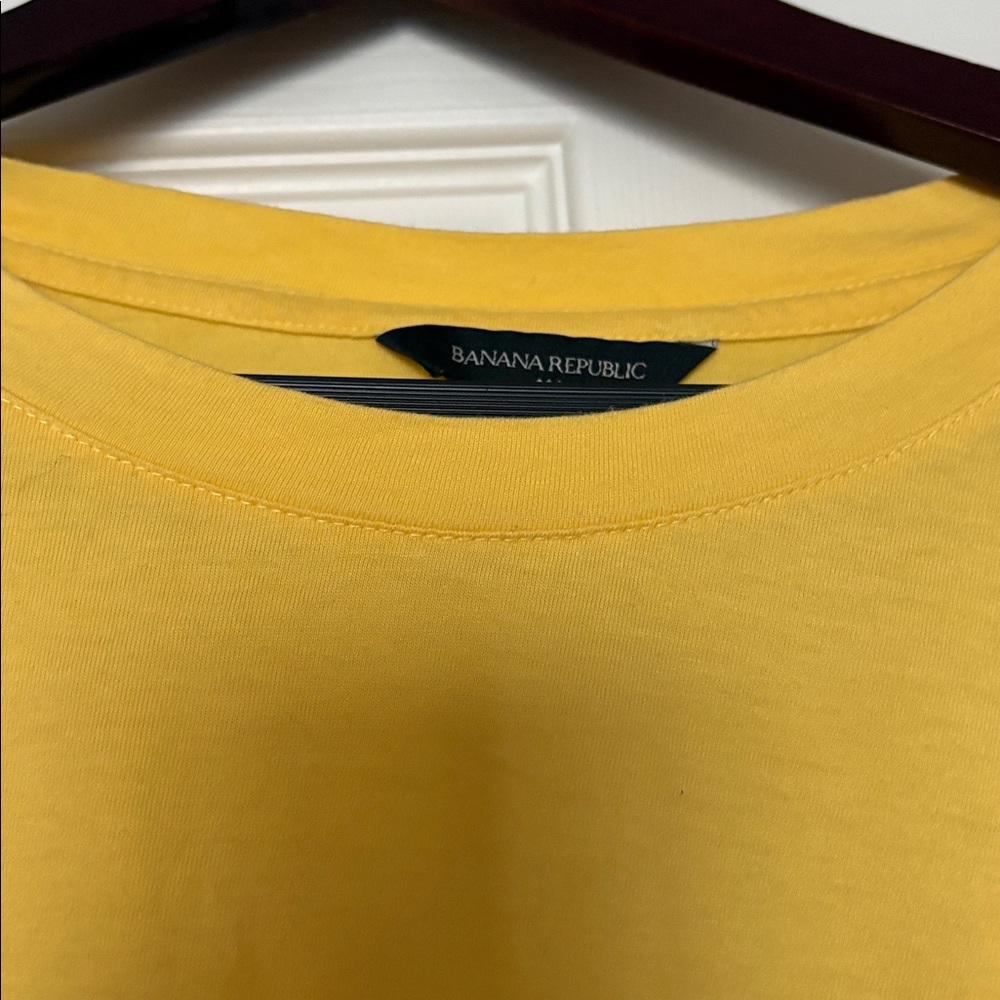 Banana Republic Yellow Eyelet Lace Puff Sleeve T-Shirt - Picture 3 of 4